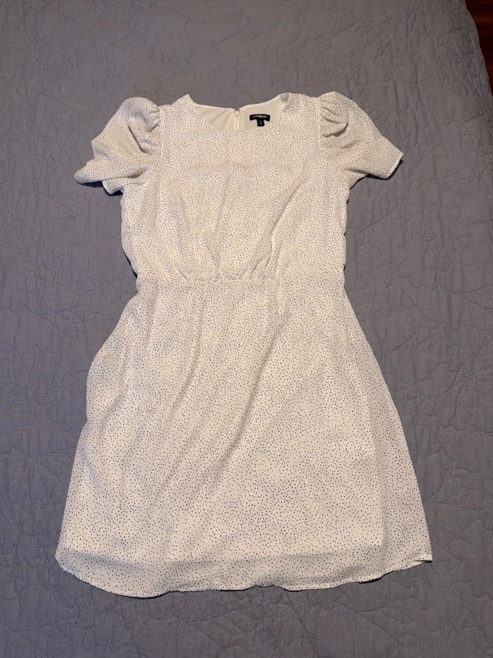 Express dress size M
